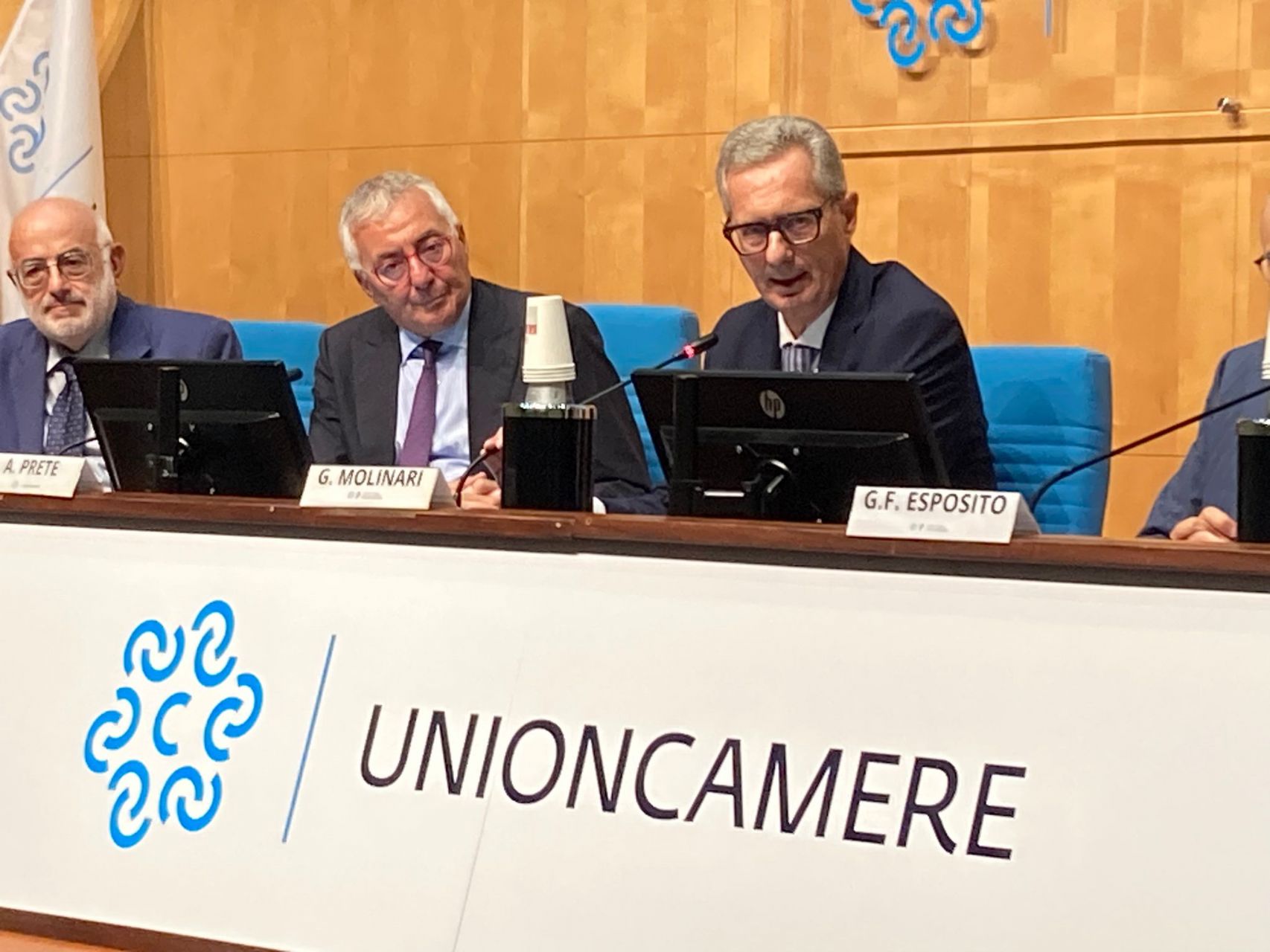 Il Presidente del Centro Studi Tagliacarne Giuseppe Molinari e il Presidente di Unioncamere Andrea Prete_2
